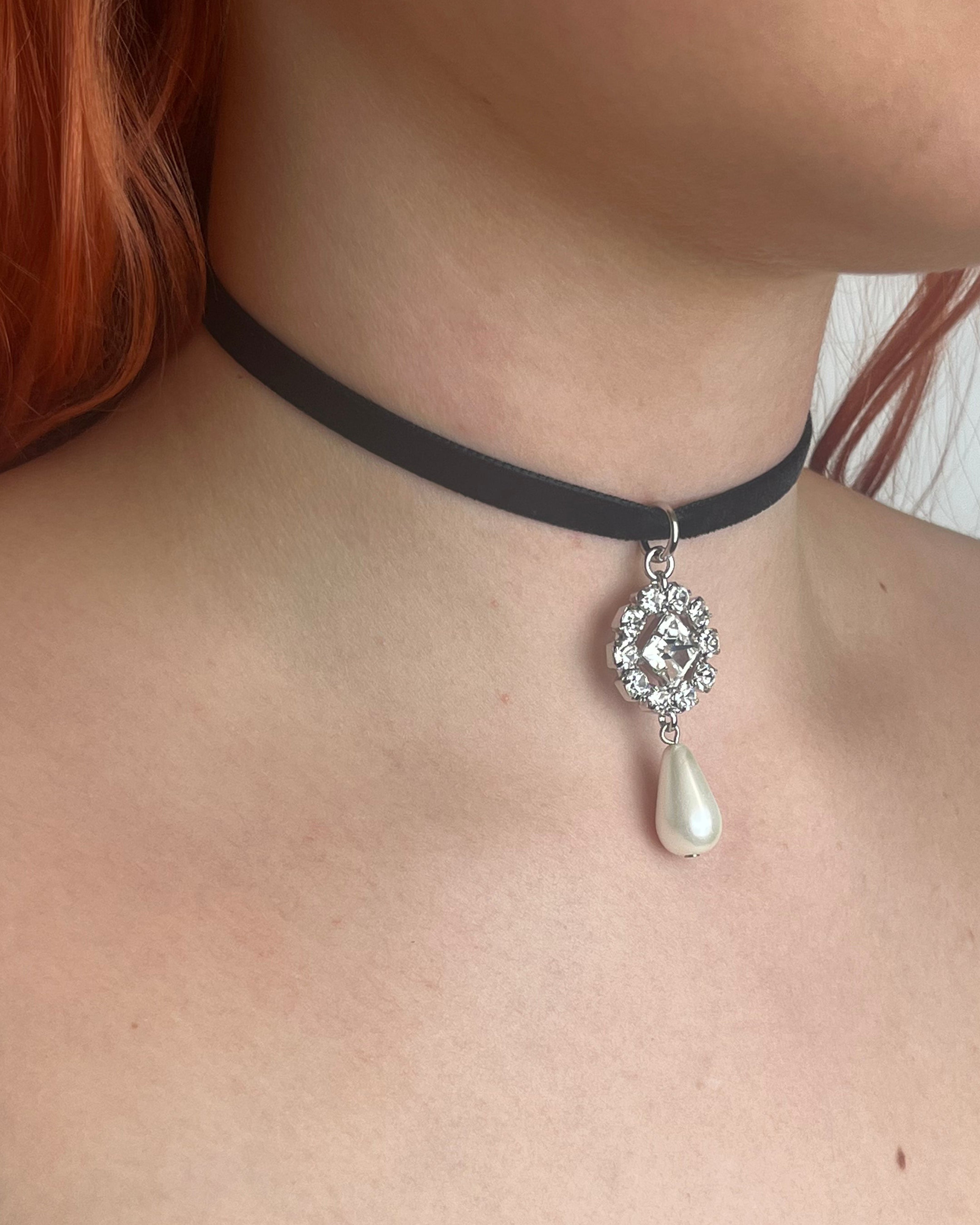 Icing on the Cake Choker