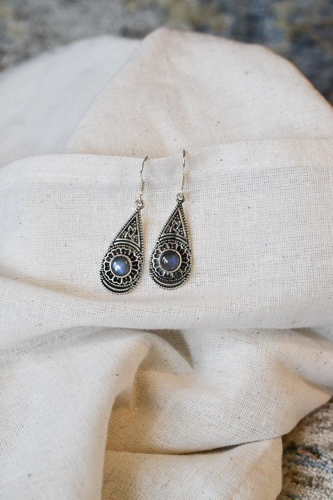 Vaahtsya earrings