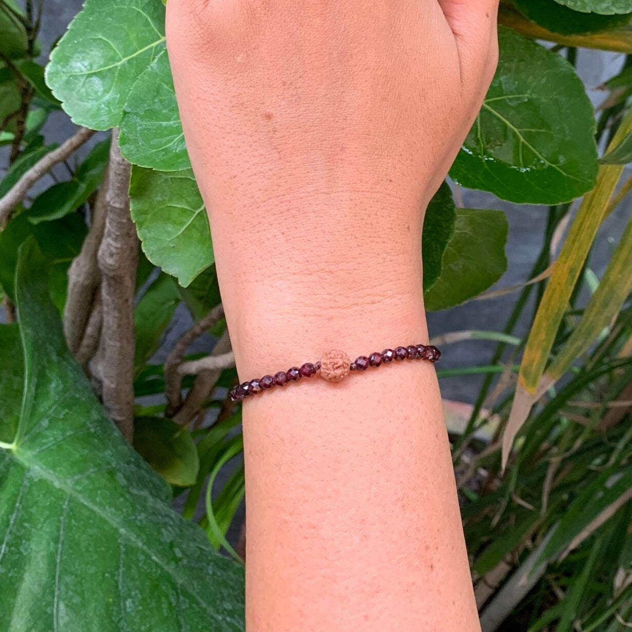 Regenerating String Bracelet