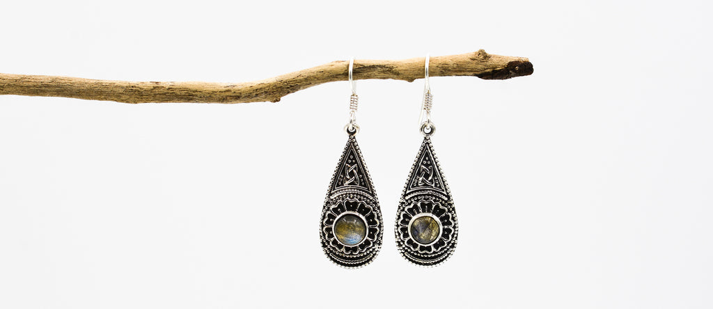 Vaahtsya earrings