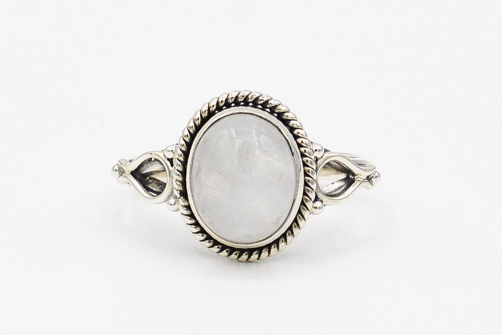 Tyana ring
